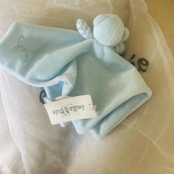 émilie & théo handsized blue teddy bear attached to tiny blanket. - Picture 4 of 4